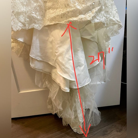 EUC Wedding Dress XS - Picture 4 of 5